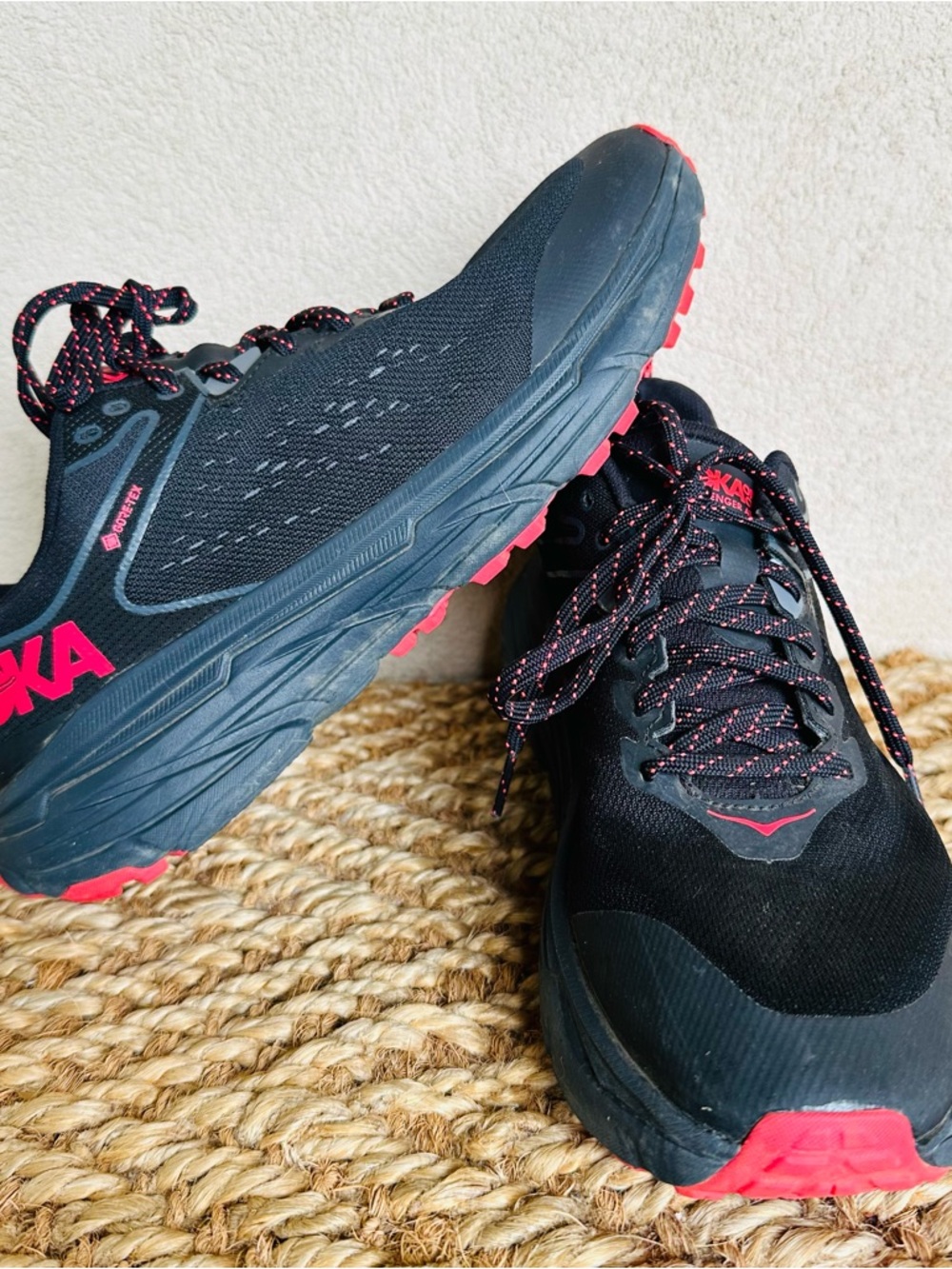 Hoka One Challenger ATR 6 GTX Running Shoe